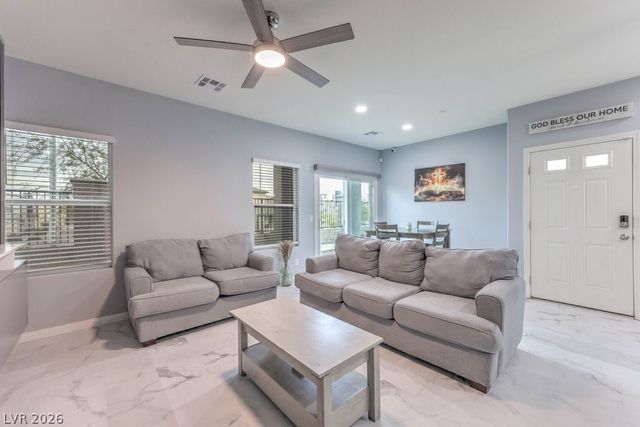 528 Thistleberry Avenue, Henderson, NV 89044