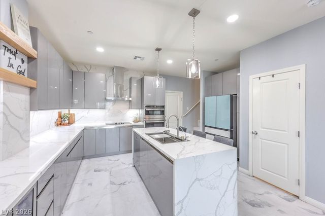 528 Thistleberry Avenue, Henderson, NV 89044