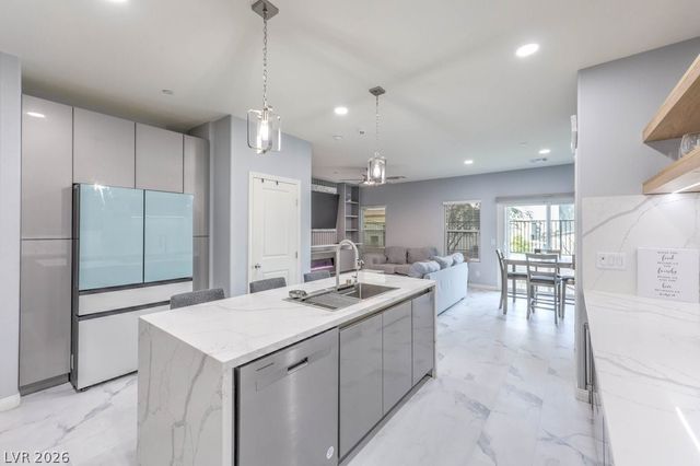 528 Thistleberry Avenue, Henderson, NV 89044