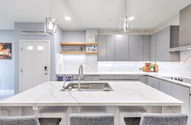 528 Thistleberry Avenue, Henderson, NV 89044