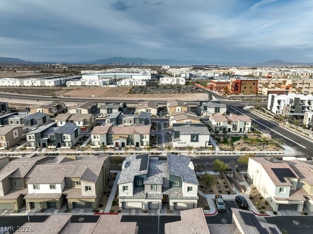 528 Thistleberry Avenue, Henderson, NV 89044