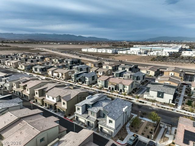 528 Thistleberry Avenue, Henderson, NV 89044