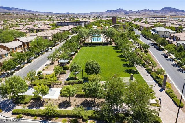 528 Thistleberry Avenue, Henderson, NV 89044