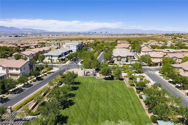 528 Thistleberry Avenue, Henderson, NV 89044