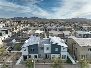 528 Thistleberry Avenue, Henderson, NV 89044