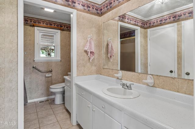 138 Burton France Road, Johnson City, TN 37604