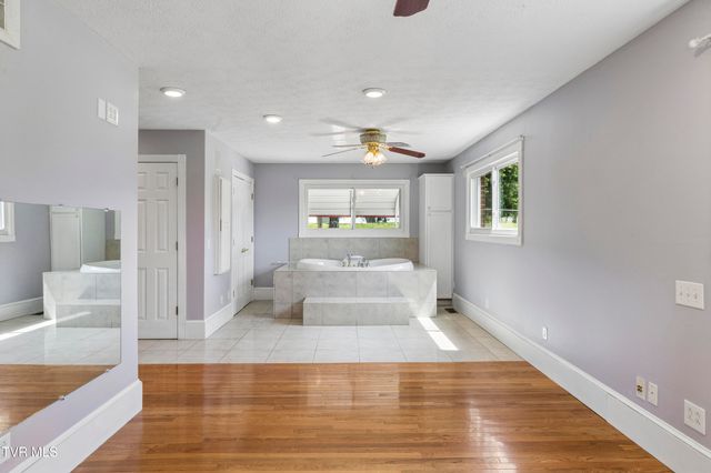 138 Burton France Road, Johnson City, TN 37604