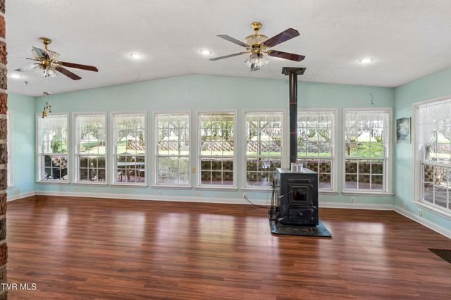 138 Burton France Road, Johnson City, TN 37604