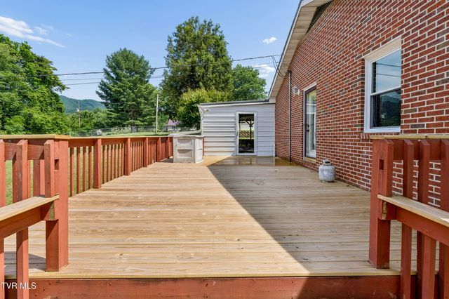 138 Burton France Road, Johnson City, TN 37604