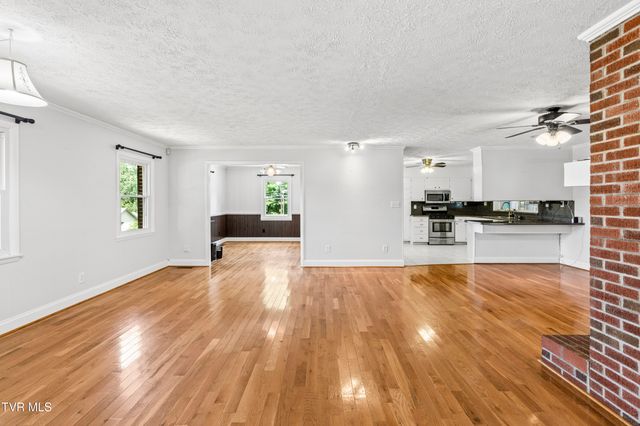 138 Burton France Road, Johnson City, TN 37604
