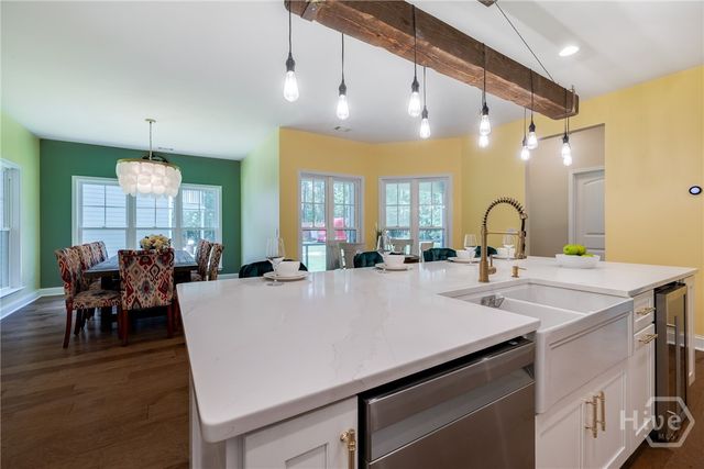 182 Old River Road, Bloomingdale, GA 31302