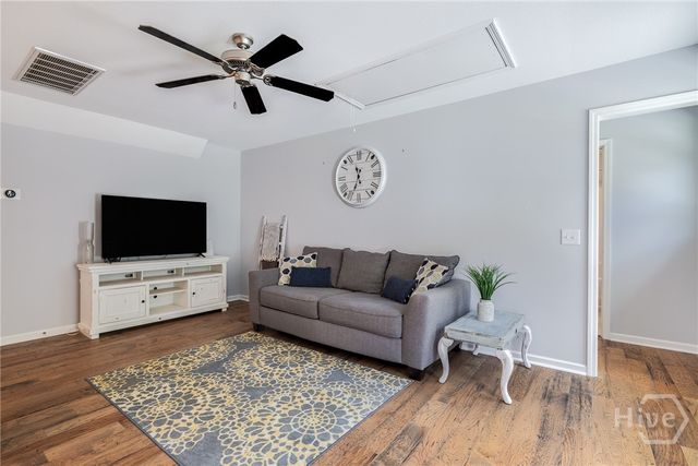 182 Old River Road, Bloomingdale, GA 31302