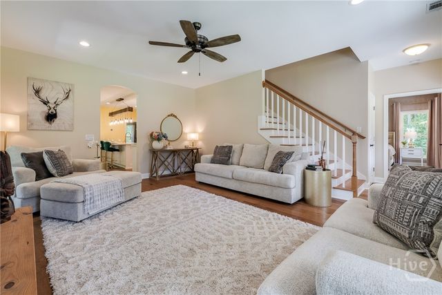 182 Old River Road, Bloomingdale, GA 31302