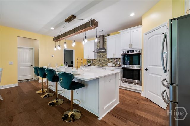 182 Old River Road, Bloomingdale, GA 31302