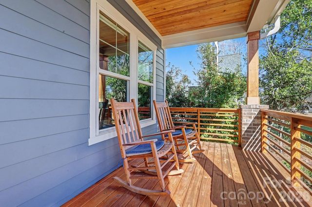 2852 Dorchester Place, Charlotte, NC 28209