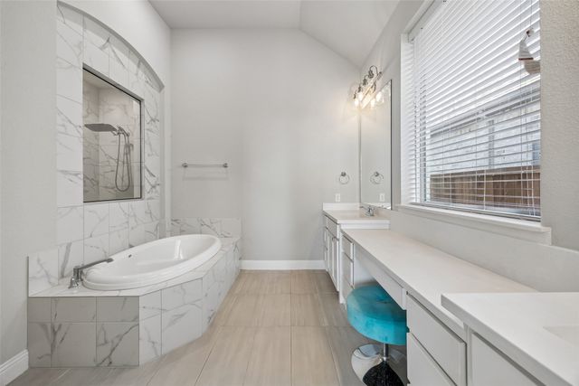 12217 Hulson Trail, Fort Worth, TX 76052