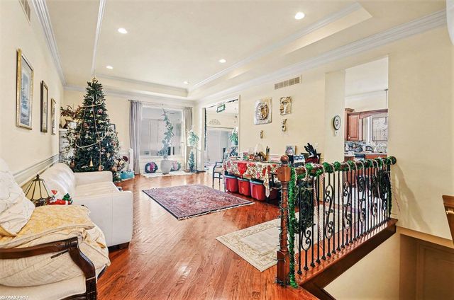 58843 Gallery Court, Washington Twp, MI 48094