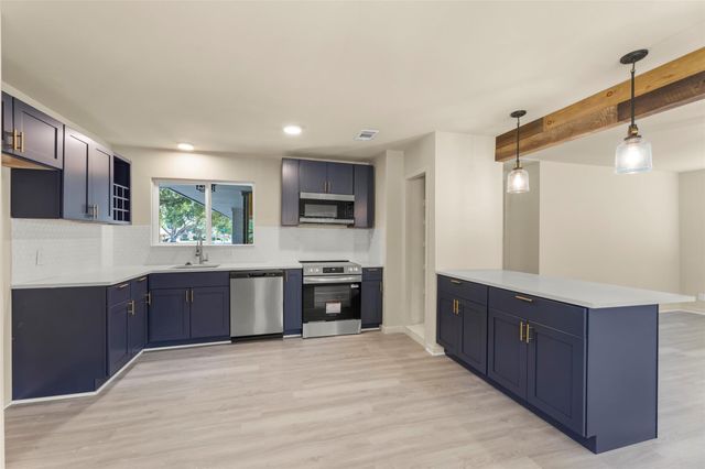 11106 Huggins Drive, Houston, TX 77035