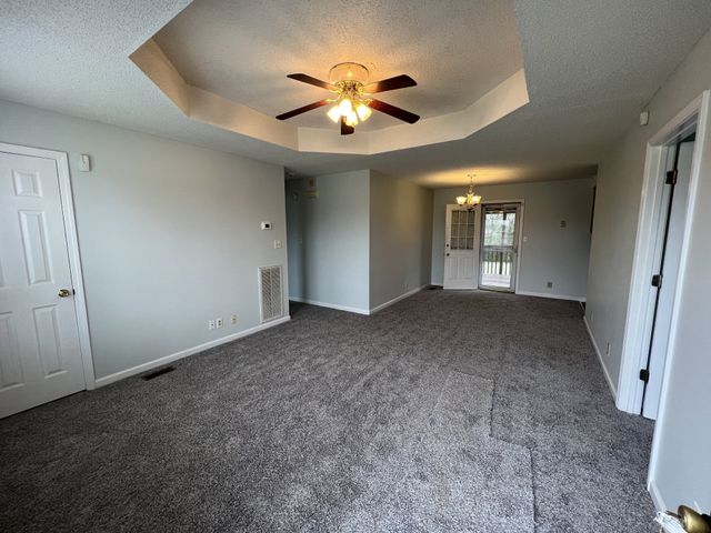 185 Monarch Ln, Clarksville, TN 37042