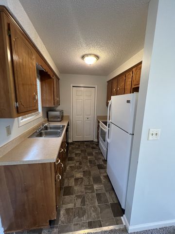 185 Monarch Ln, Clarksville, TN 37042