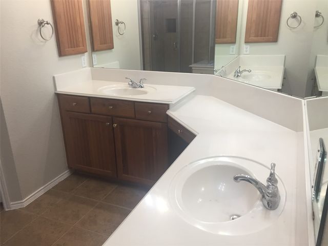 9837 Meadow Rue Drive, Mckinney, TX 75072