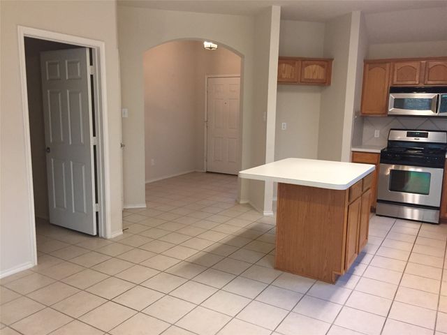 9837 Meadow Rue Drive, Mckinney, TX 75072