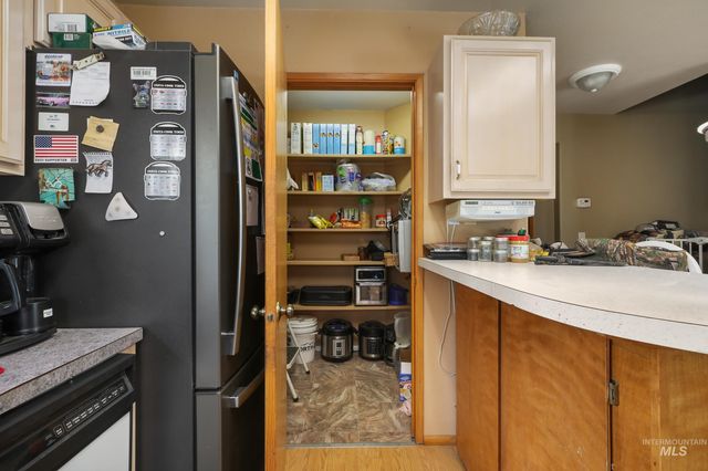 301 Mcbeth, Winchester, ID 83555