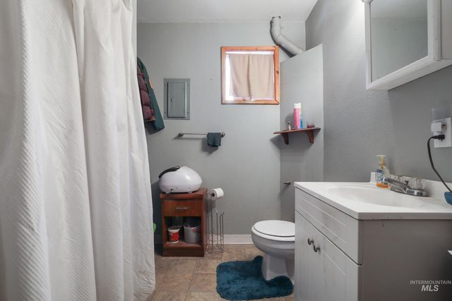 301 Mcbeth, Winchester, ID 83555