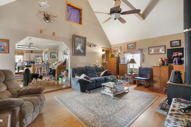 301 Mcbeth, Winchester, ID 83555