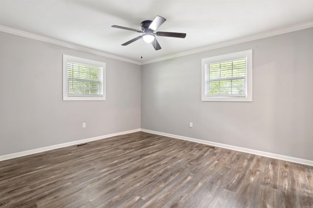1 Foxboro Drive, Searcy, AR 72143