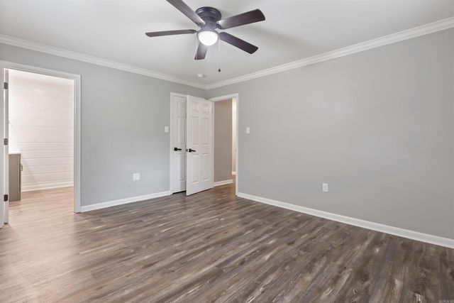 1 Foxboro Drive, Searcy, AR 72143