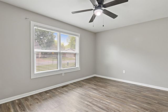 1 Foxboro Drive, Searcy, AR 72143