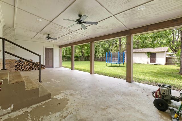 1 Foxboro Drive, Searcy, AR 72143