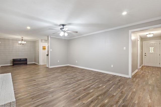 1 Foxboro Drive, Searcy, AR 72143