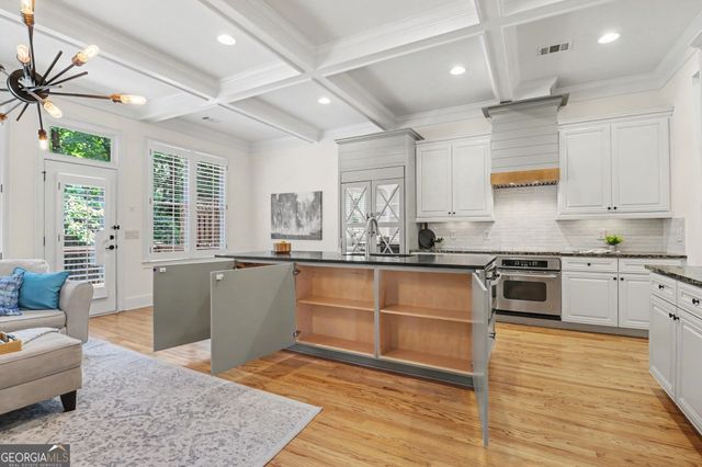 6070 Narcissa Place, Johns Creek, GA 30097