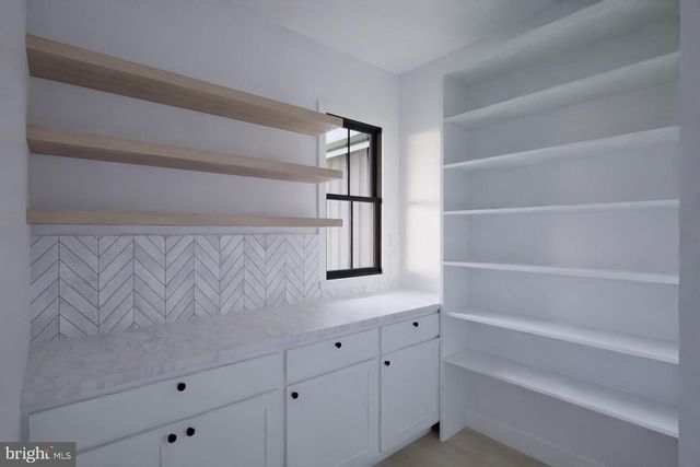 10225 DALMATIAN DR, Mc Gaheysville, VA 22840