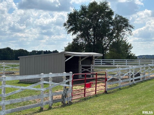 13911 TOWNLINE Road, Green Valley, IL 61534