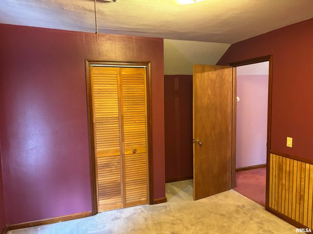 13911 TOWNLINE Road, Green Valley, IL 61534