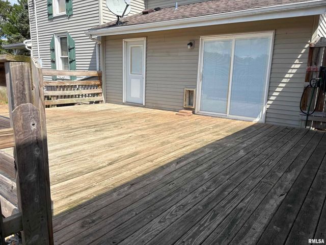 13911 TOWNLINE Road, Green Valley, IL 61534