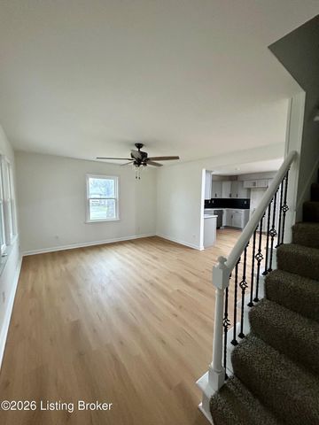 4820 Hood Rd, Louisville, KY 40213