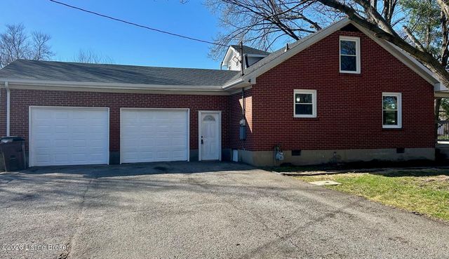 4820 Hood Rd, Louisville, KY 40213