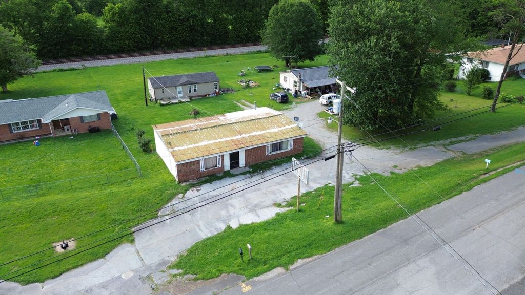 427 Medlin Pike, Evensville, TN 37332