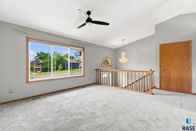 4404 E Steeple Cir Circle, Sioux Falls, SD 57103
