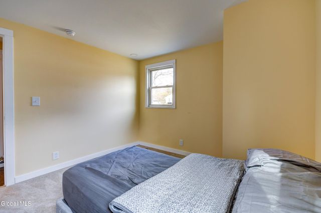 10 Brant Road, Johnstown, NY 12095