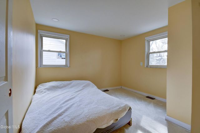 10 Brant Road, Johnstown, NY 12095