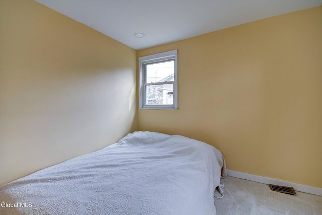 10 Brant Road, Johnstown, NY 12095