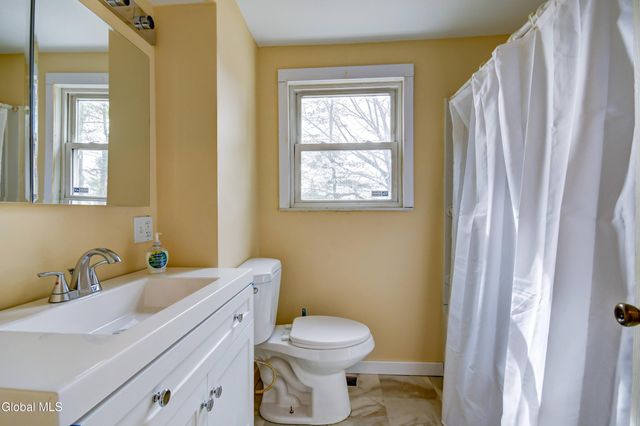 10 Brant Road, Johnstown, NY 12095