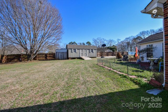 3731 Maple Knoll Drive, Monroe, NC 28112