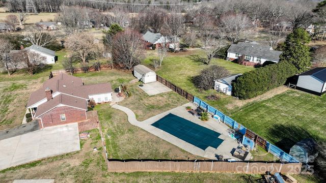 3731 Maple Knoll Drive, Monroe, NC 28112