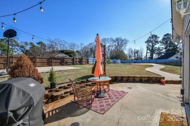 3731 Maple Knoll Drive, Monroe, NC 28112